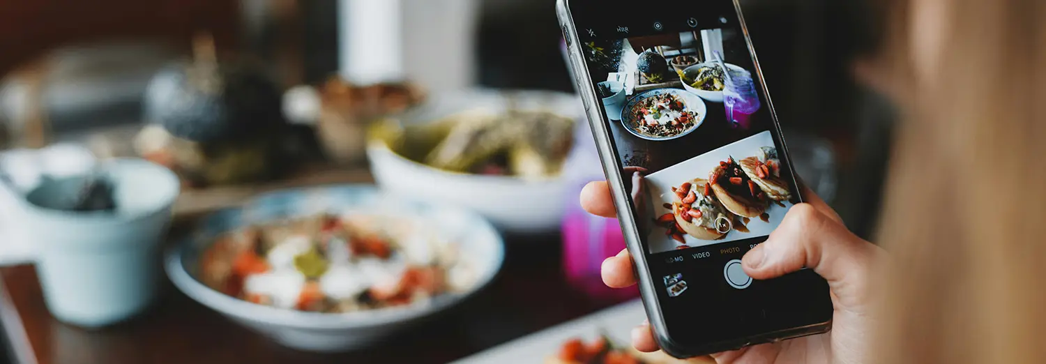 capturing food photography of plated dishes using smartphone